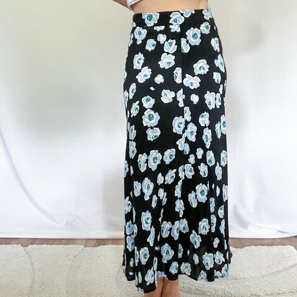 Zara Midi Skirt BNWOT - Picture 2 of 5